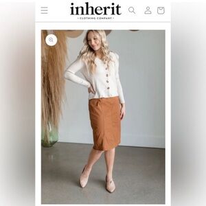 Inheritco size 10 Women's Honey Colored Skirt
